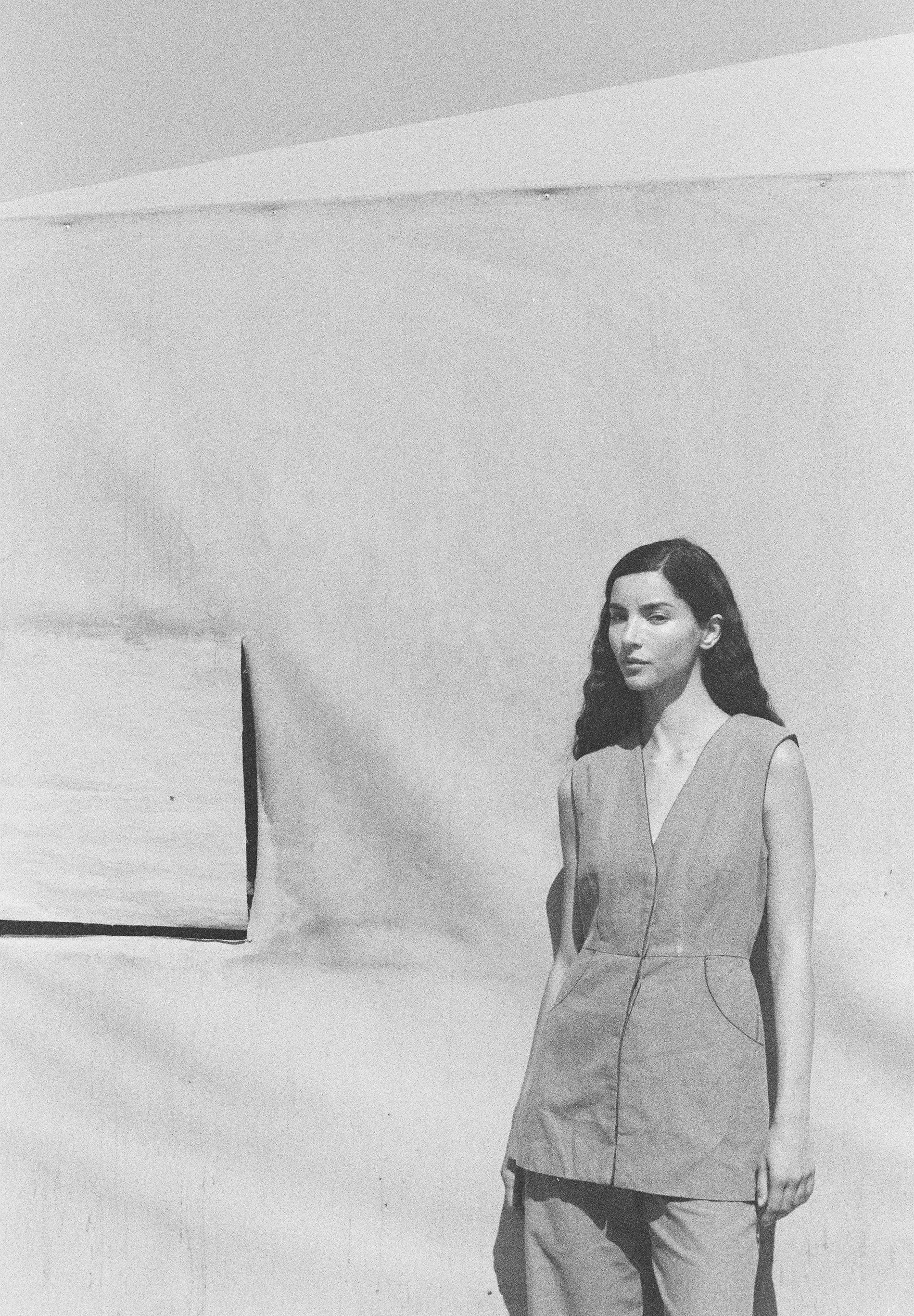 WAISTCOAT WITH CONTRAST SEAMS