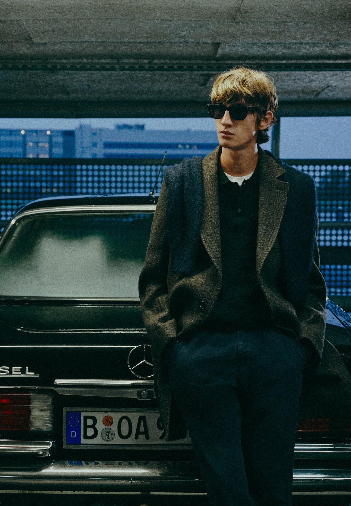 HERRINGBONE WOOL COAT