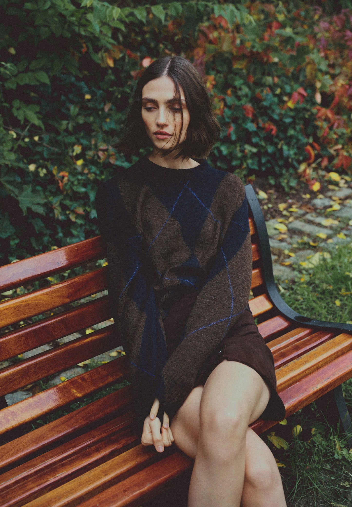 DIAMOND PATTERN SWEATER