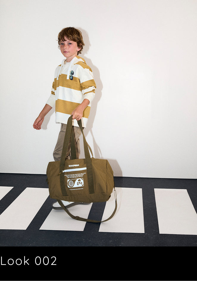 STRIPED HOODIE WITH SKULL