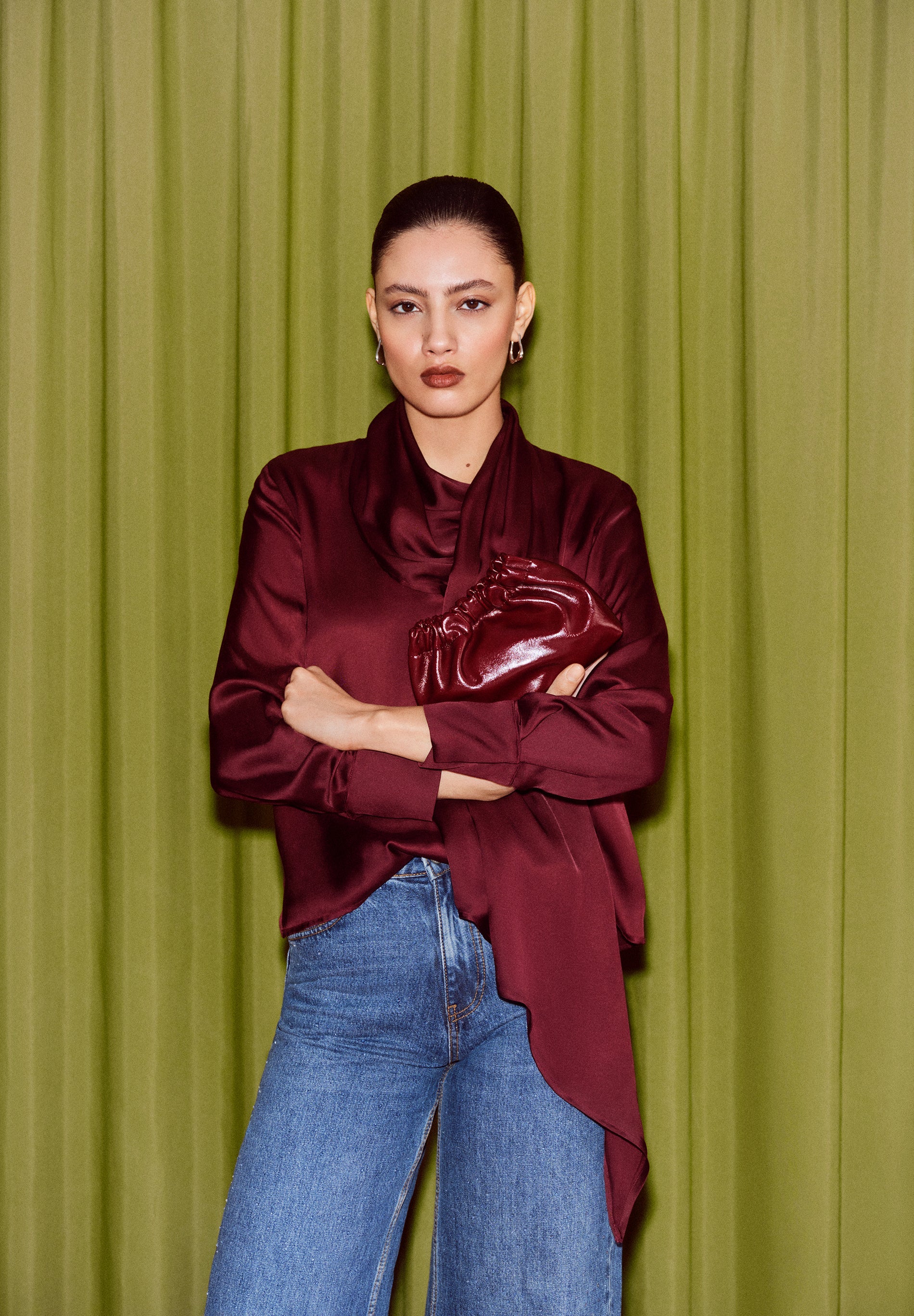 GEDRAPEERDE SATIJNEN BLOUSE