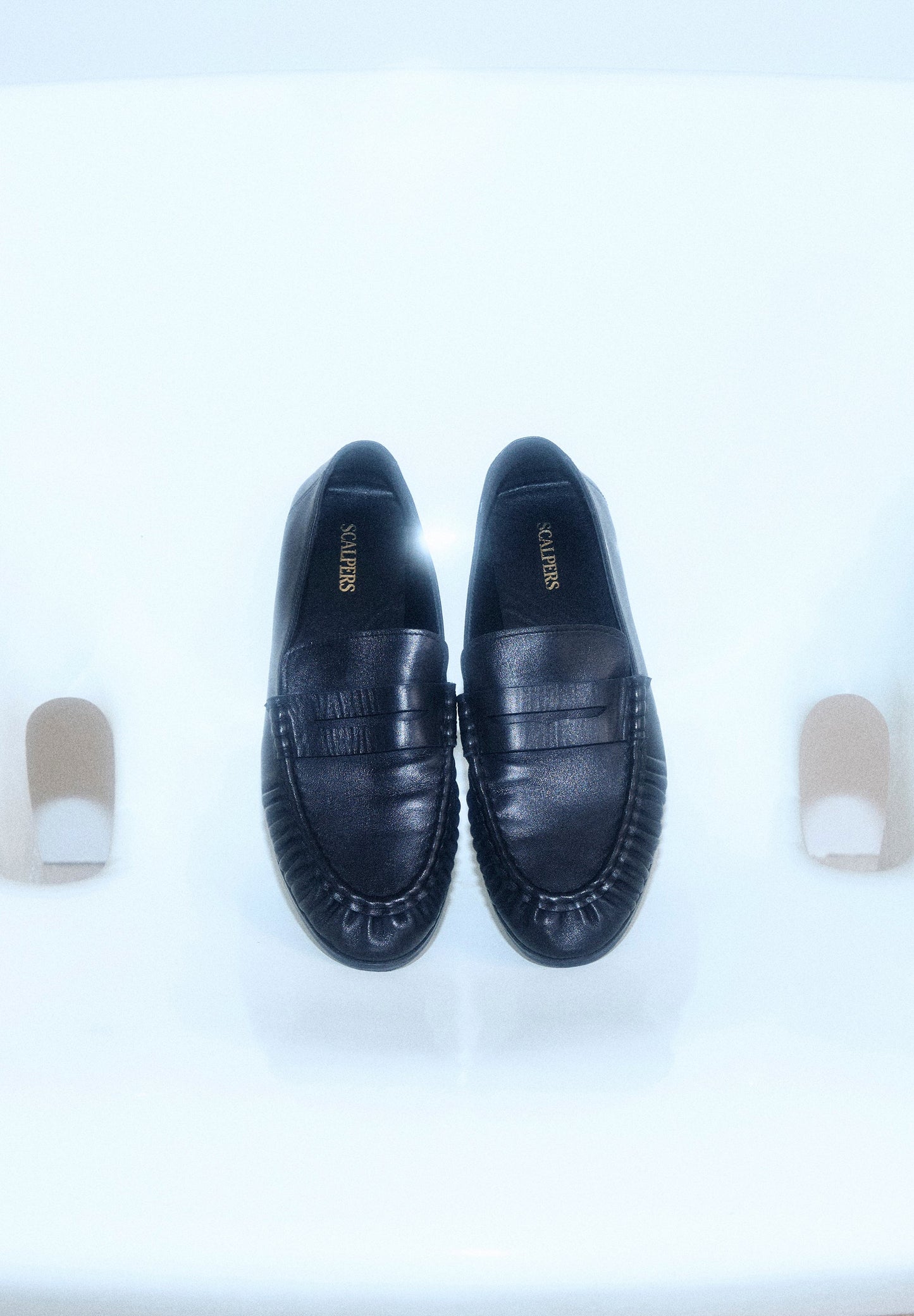 LEATHER LOAFERS