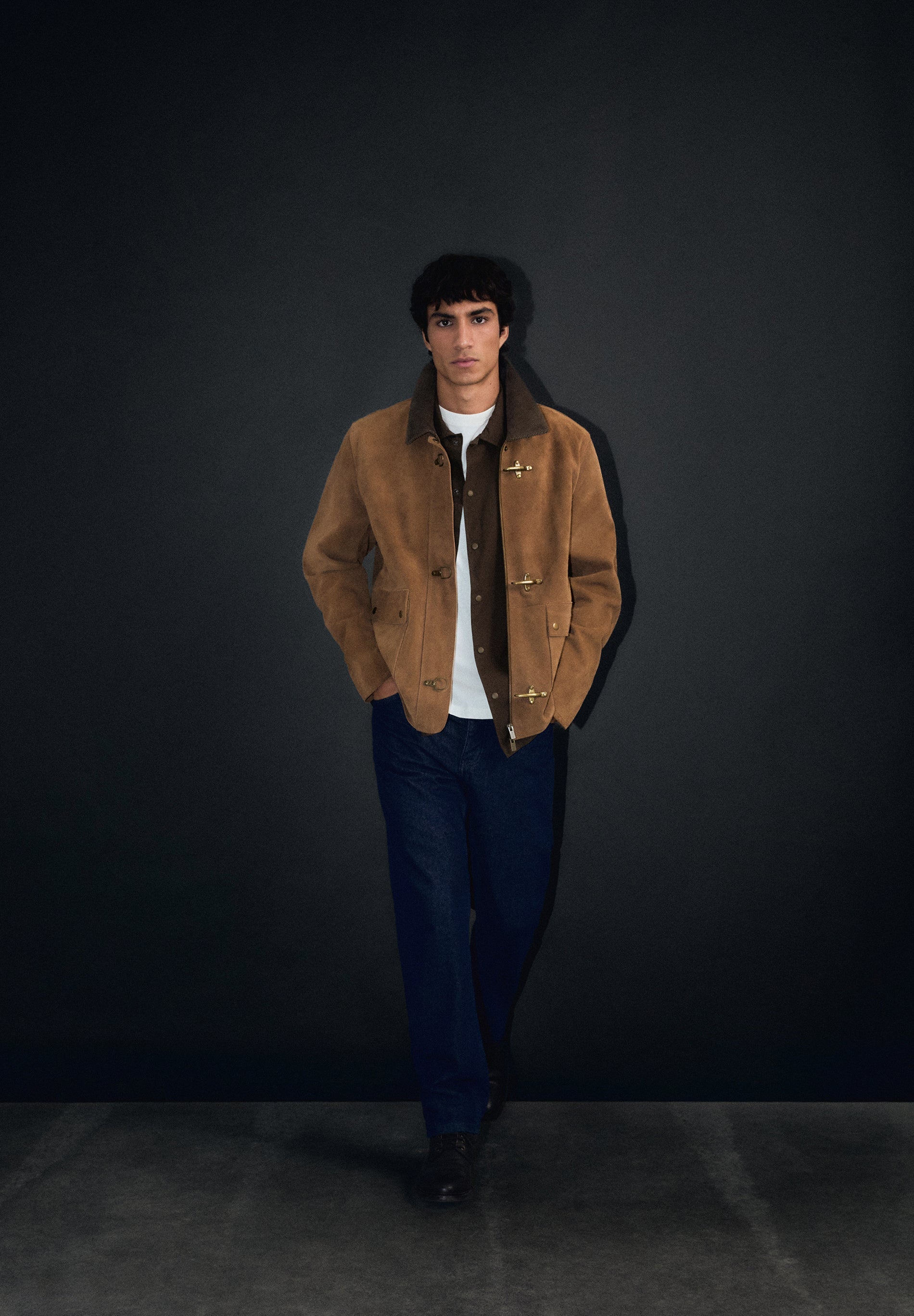 LEATHER JACKET WITH CORDUROY COLLAR