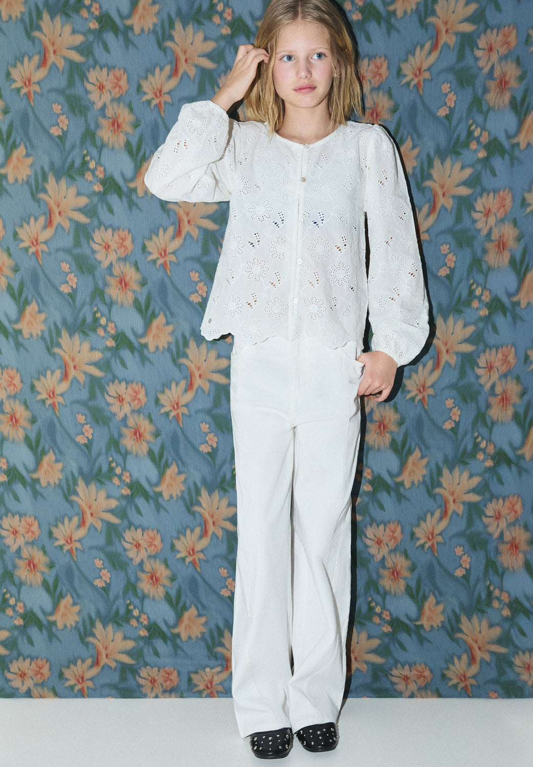 BLUSA PERFORADA BOTONES - Scalpers