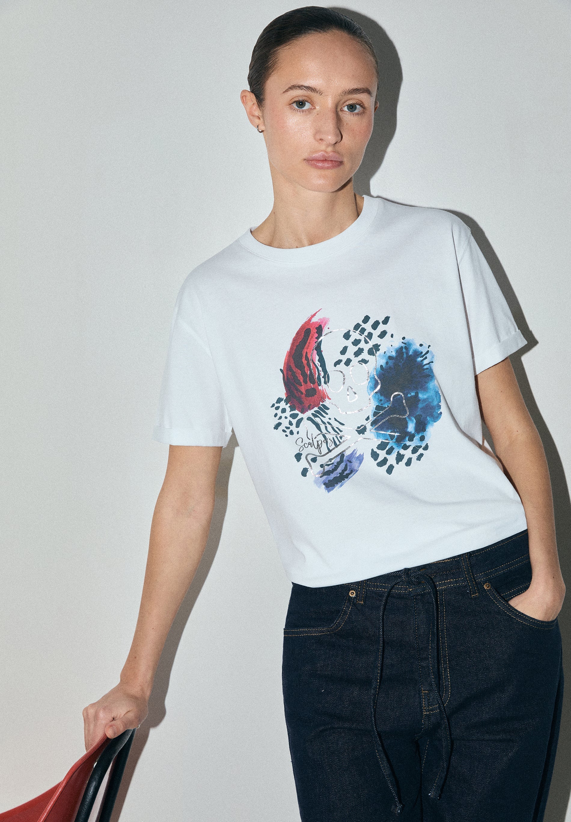 T-SHIRT WITH SKULL PRINT
