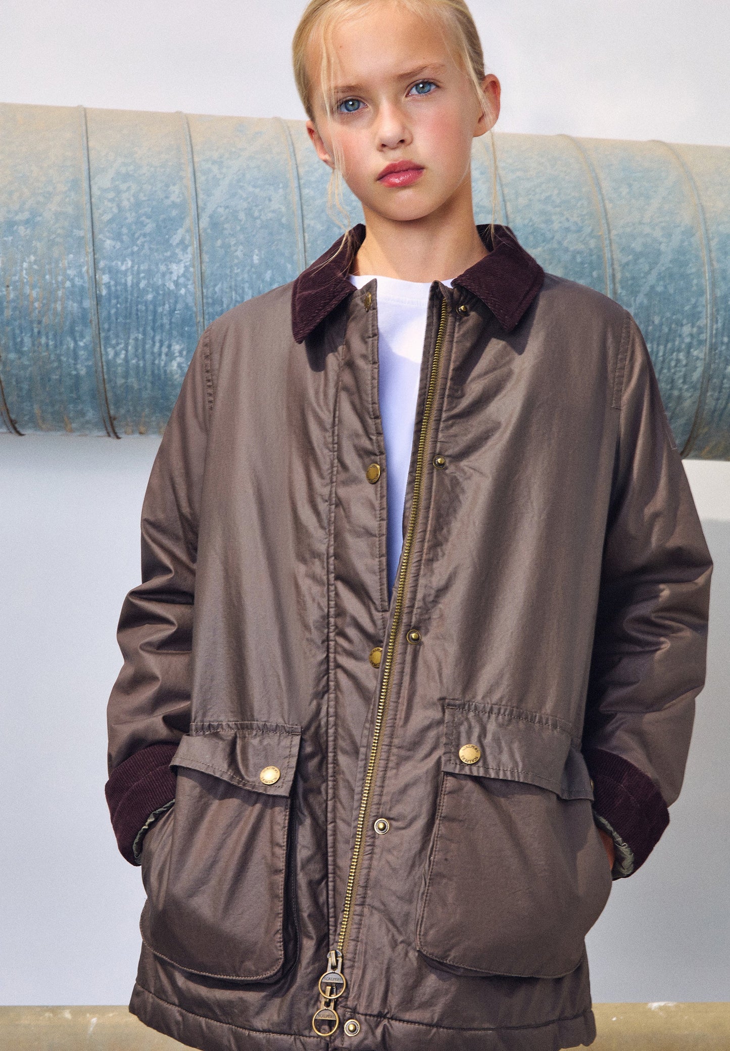 CONTRAST COLLAR JACKET