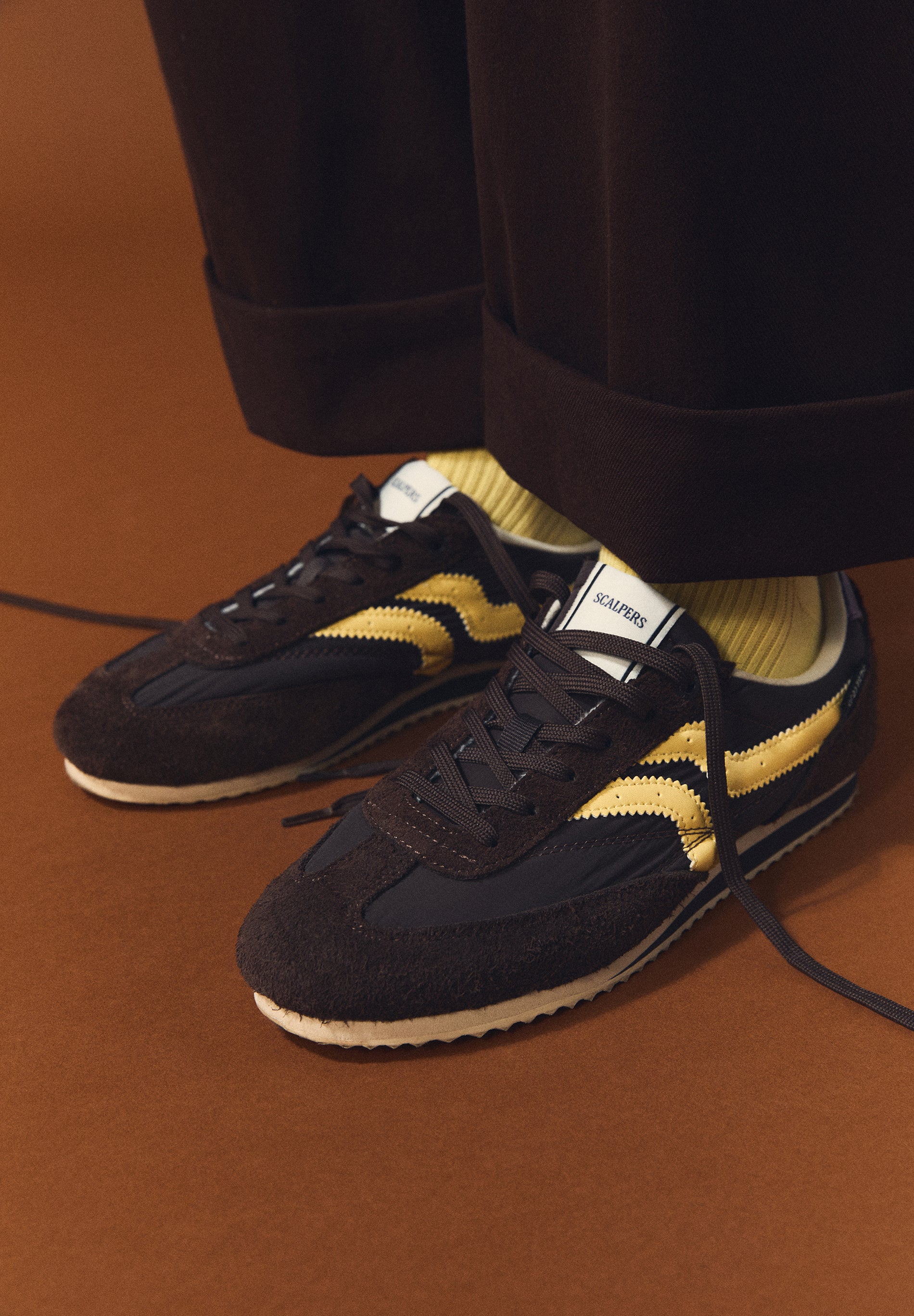 CONTRAST SUEDE SNEAKERS