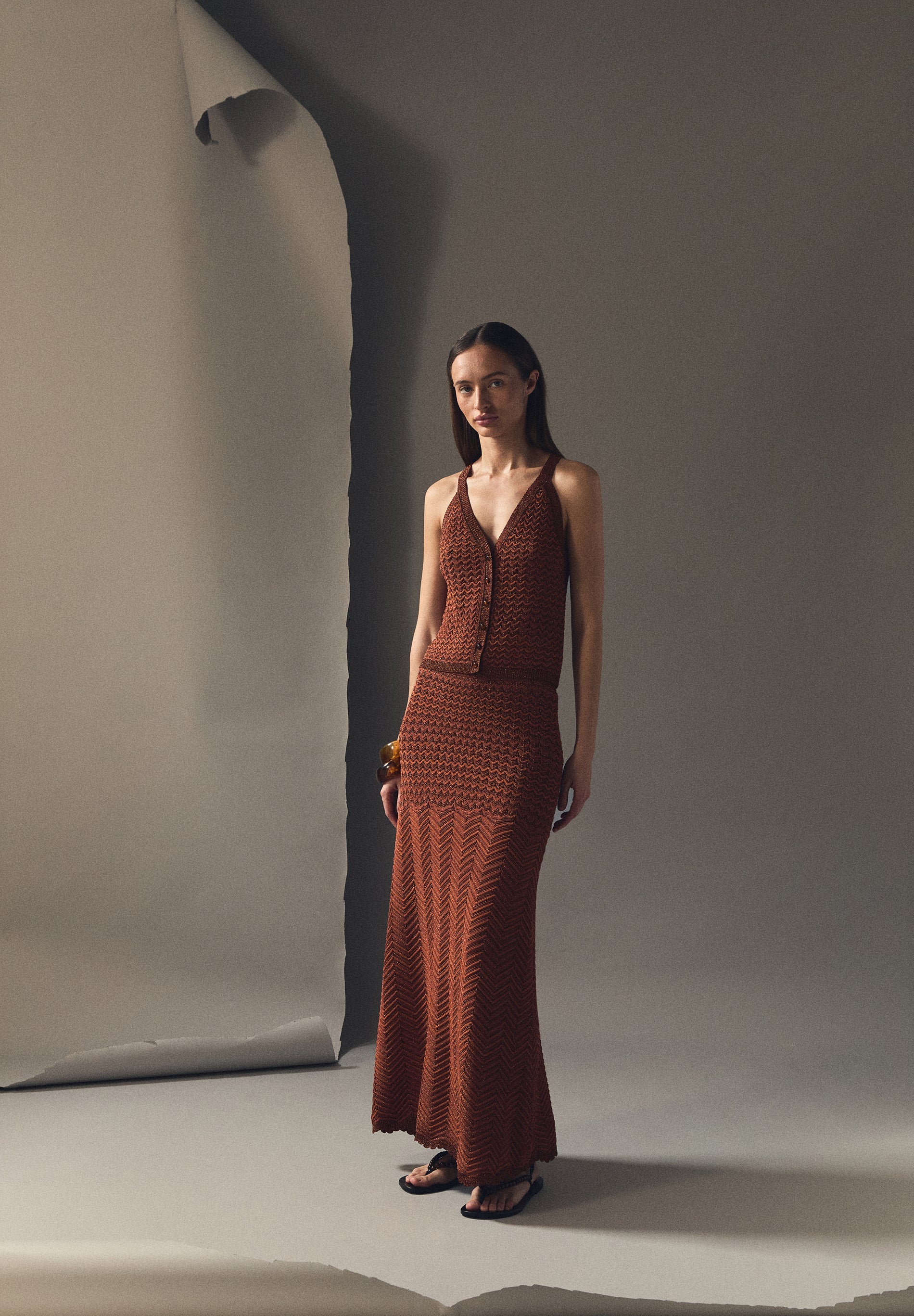 KNIT SKIRT WITH METALLIC THREAD