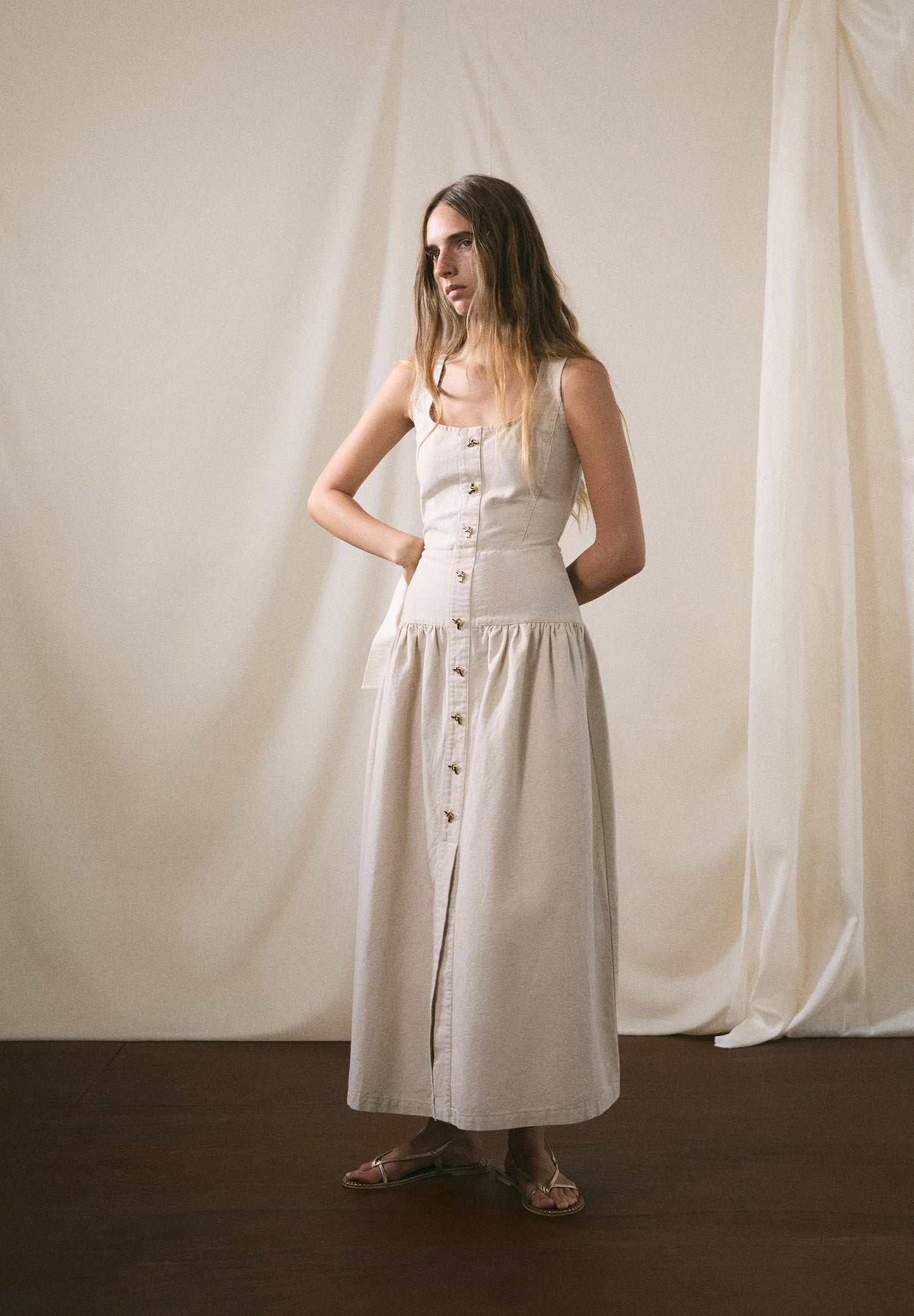 DENIM DRESS WITH BUTTONS