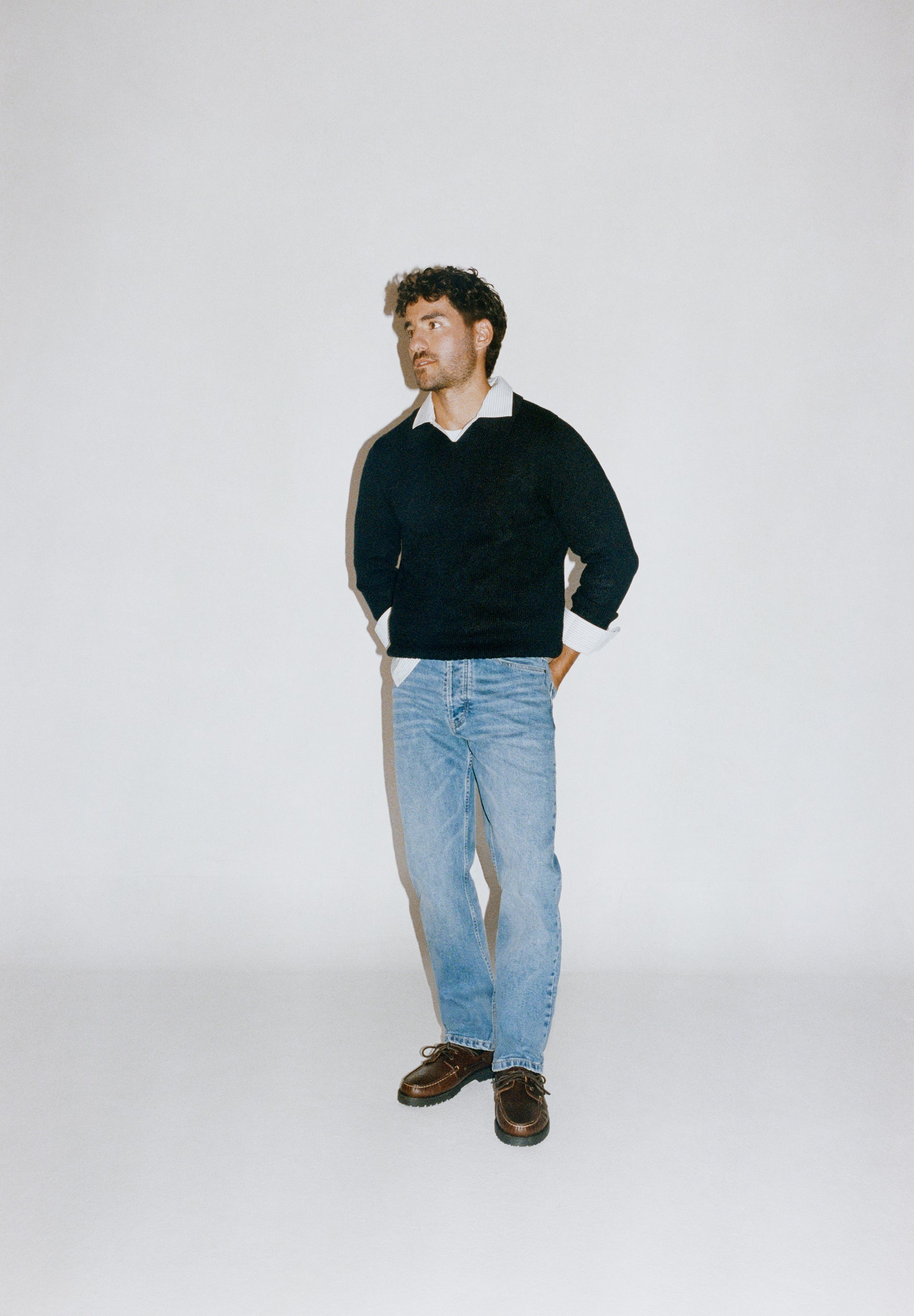 REGULAR FIT JEANS