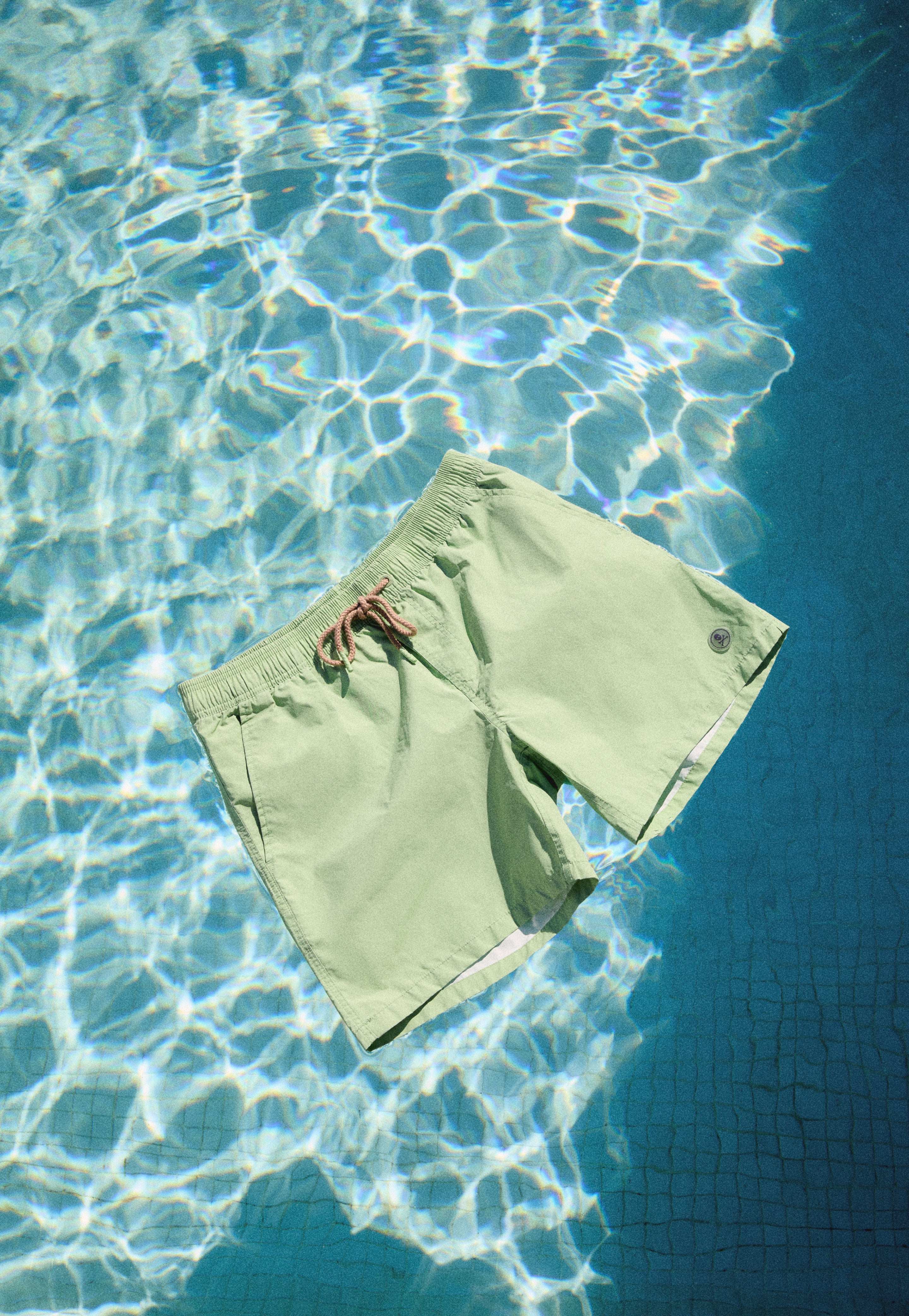 des_190426_pool_edit_h_04