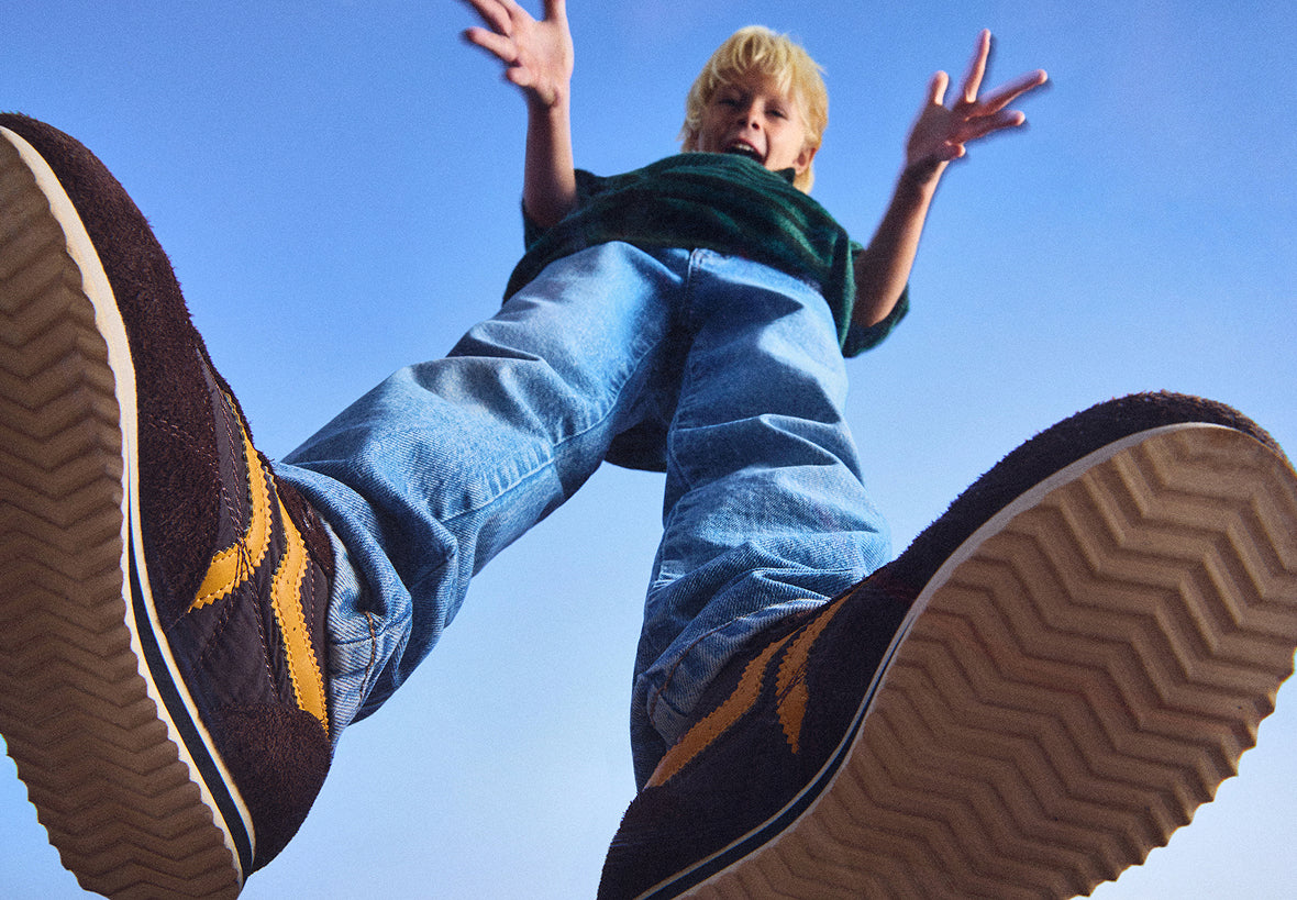 mob 101025_boy_sneakers journal_09